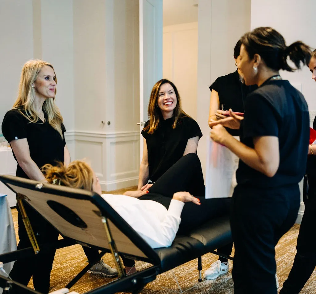 Skin Clique providers and an expert trainer during a Tox training event